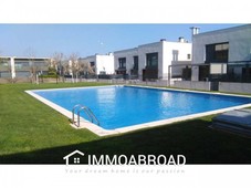 Casa en venta en Cambrils con 4 dormitorios y 3 ba?os