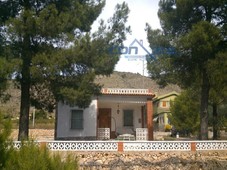 Chalet en Hondon de las Nieves (Alicante)