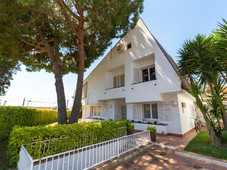 Chalet en venta de 220 m? en Avenida Santa Mar?a, 08339 Vilassar de Dalt (Barcelona)