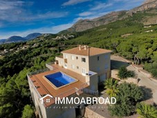 Chalet en venta en Altea la Vieja con 6 dormitorios y 5 ba?os