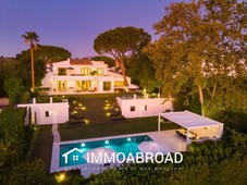 Chalet en venta en Marbella con 6 dormitorios y 5 ba?os