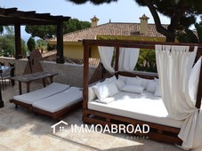 Chalet en venta en Marbella con 8 dormitorios y 9 ba?os