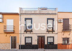 Espectacular casa en venta de 230 m? y parcela de 150 m? en Calle Luis Vives, 14500 Puente Genil (C?rdoba)