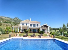 Excepcional villa de lujo de estilo mediterraneo en Marbella Club Golf Resort