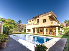 Exclusiva Villa de Lujo en venta en El Mayorazgo, Malaga