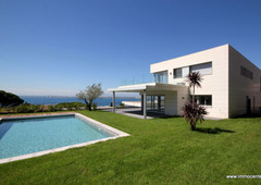 Magnificent new constructed villa with exceptional sea views