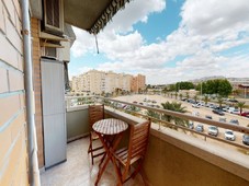 TODO LO BUENO TE ABRAZA TANTO COMO ESTE PISO EN ELCHE CON BALCON! - CORTES VALENCIANAS