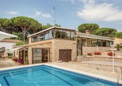Villa with pool to live Winter and Summer