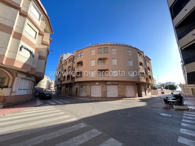 Apartamento en venta en La Mata, Torrevieja, Alicante