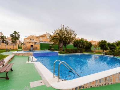 Bungalow en venta en Torreblanca, Torrevieja, Alicante