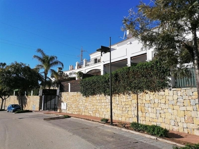 Casas de pueblo en Estepona