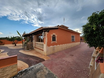 Chalet en San Vicente del Raspeig