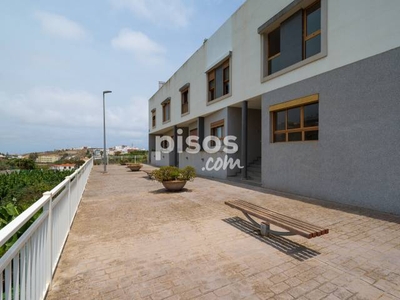 Dúplex en venta en Calle Isleños de San Bernardo, nº 10