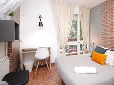 Habitaciones en C/ Gran de gracia, Barcelona Capital por 850€ al mes