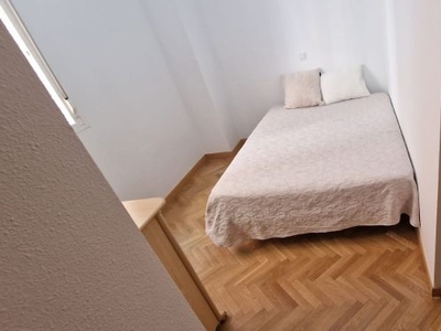 Habitaciones en C/ Paris, Móstoles por 380€ al mes