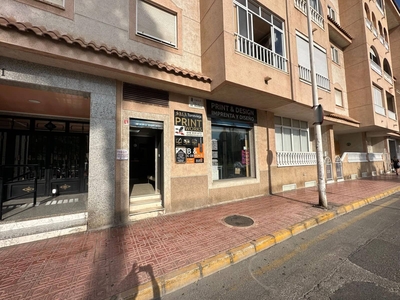 Local Comercial en venta en Parque de las Naciones, Torrevieja, Alicante