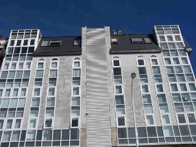 Venta de piso en Ortigueira de 2 habitaciones con ascensor