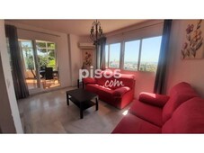 Apartamento en venta en Benalmádena Costa en Puerto Marina por 229.500 €