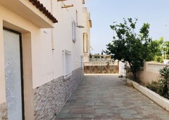 Casa adosada con 4 habitaciones en Oliva playa Oliva