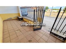 Chalet adosado en venta en Calle Albacete