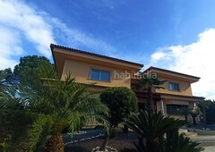 Chalet villa exclusiva de ensueño!! en Nueva Santa Barbara - Cruz de Gracia Godella