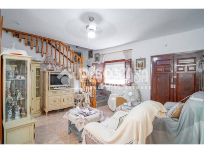 Casa adosada en venta en Núcleo Urbano