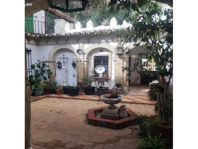 Casa de Pueblo en Venta en San Juan de Aznalfarache, Sevilla