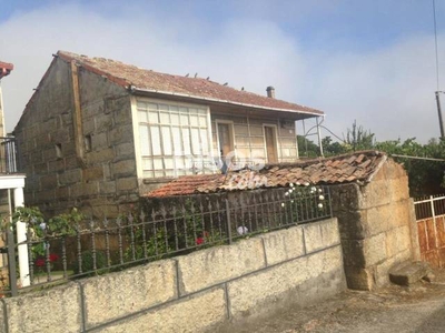 Casa en venta en Barbadás