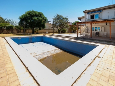 Chalet en venta en Ogíjares, Granada