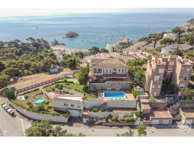 Espectacular conjunto de 2 viviendas, en Tossa de Mar, con impresionantes vistas al Mediterráneo