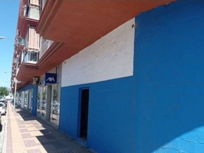 Local comercial Urb. esquina con oscar esplada Málaga Ref. 94016433 - Indomio.es