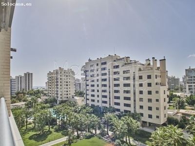 Piso de Alquiler Amueblado en Moderno Residencial de Playa de San Juan