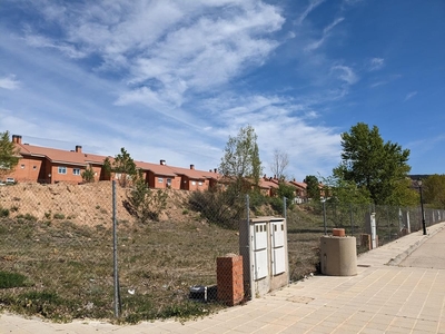 Suelo urbano en venta en la Calle de las Ilusiones' Tórtola de Henares