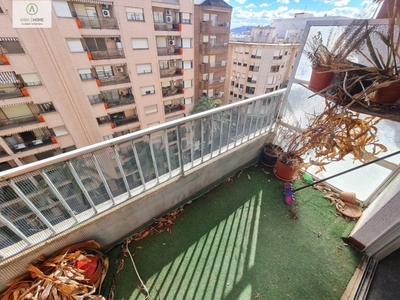 Piso de cuatro habitaciones séptima planta, República Argentina-Iglesia Cristo Rey, Gandia