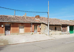 Casa en venta en BARRO TAGARABUENA, CALLE ARRIBAS, TORO