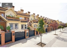 Casa en venta en Calle Carmen de Burgos, cerca de Calle Zenobia Camprubí en Castaño-Mirasierra por 395.000 €