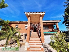 Casa unifamiliar en venta en Calle de Albacete en Nambroca por 180.000 €