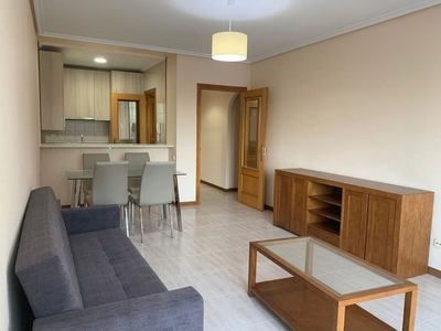 Alquiler de piso en Alcabre - Navia - Comesaña de 2 habitaciones con terraza y garaje
