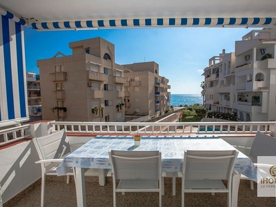 Alquiler de piso en La Herradura de 3 habitaciones con terraza y piscina