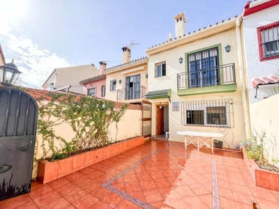 Casa adosada en venta en Arroyo de la Miel, Benalmádena