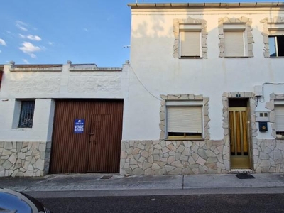 Casa con terreno en Bembibre