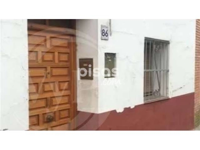 Casa en venta en Calle de Jesús y María, cerca de Calle del Medio