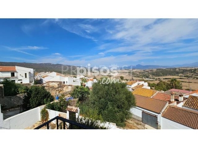 Casa pareada en venta en Jimena de la Frontera