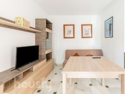 Piso en alquiler en Fátima - Levante de 4 habitaciones con terraza y muebles