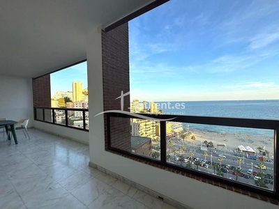 Piso en alquiler en La Cala de Villajoyosa de 2 habitaciones con terraza y garaje