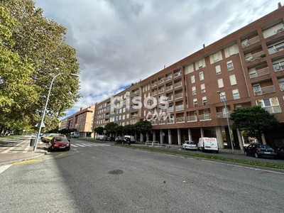 Piso en venta en Avenida de Pamplona, 27