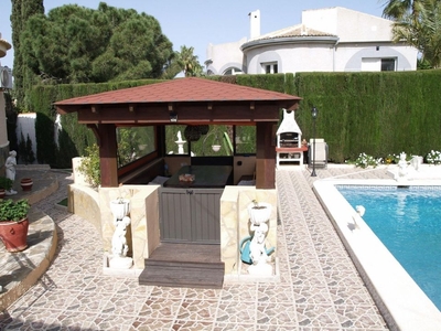 Torrevieja villa en venta