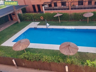 Venta de piso en Arroyo del Moro - Noreña de 3 habitaciones con terraza y piscina