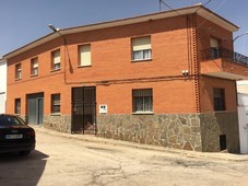 Venta Chalet en Coso Villarejo de Fuentes. 450 m²
