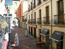 Venta Piso Ávila. Piso de tres habitaciones Primera planta con balcón